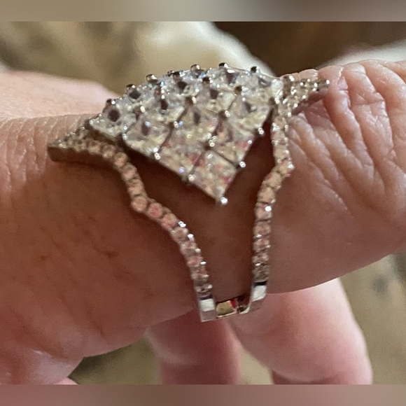 Sterling silver cubic ring size 8 - Picture 3 of 5